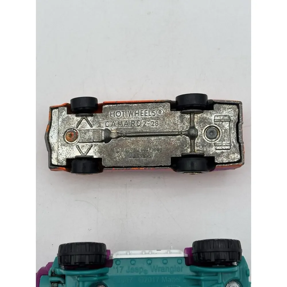 Vintage Hot Wheels Lot Of 5 Cars. FJ, Camaro, VW, Nissan GT And Howlin Heat.